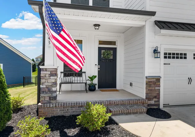 Photo 4 of Single family home for sale at 148 Bur Oak Dr, Taylors, SC 29687 | MLS# SPN341268 | Listing updated on 2026-09-04