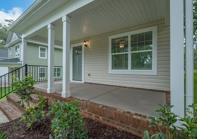 Photo 4 of Single family home for sale at 668 Saxon Ave, Spartanburg, SC 29301 | MLS# SPN341272 | Listing updated on 2026-09-04
