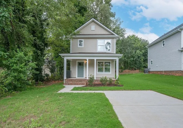Photo 1 of Single family home for sale at 674 Saxon Ave, Spartanburg, SC 29301 | MLS# SPN341274 | Listing updated on 2026-09-04