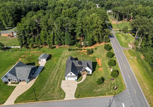 Photo 3 of Sale Pending at 102 Mason Rd, Gaffney, SC 29340 | MLS# SPN341306 | Listing updated on 2026-09-07