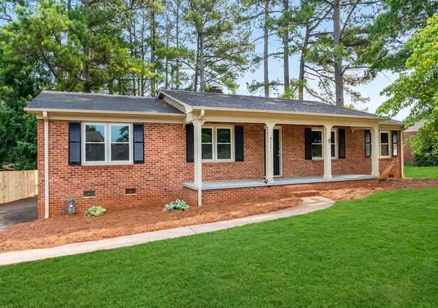Photo 1 of Single family home for sale at 2031 Evergreen Dr, Boiling Springs, SC 29316 | MLS# SPN341317 | Listing updated on 2026-09-05