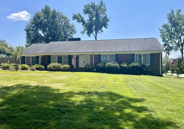 Photo 2 of Single family home for sale at 228 Pineville Rd, Spartanburg, SC 29307 | MLS# SPN341322 | Listing updated on 2026-10-03