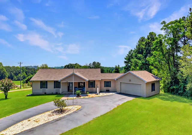 Single family home for sale at 1380 Foster Rd, Inman, SC 29349 | MLS# SPN341332