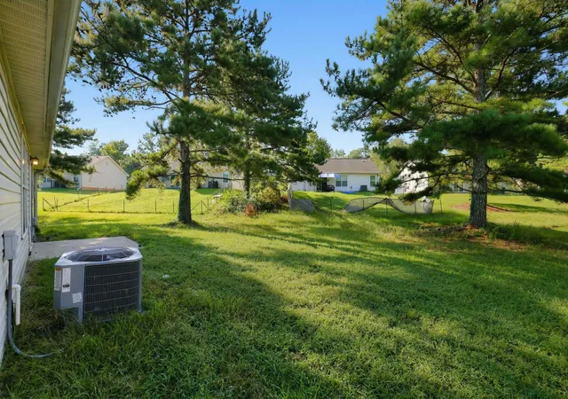 Photo 4 of Single family home for sale at 606 Basil Ct, Spartanburg, SC 29301 | MLS# SPN341341 | Listing updated on 2026-09-06