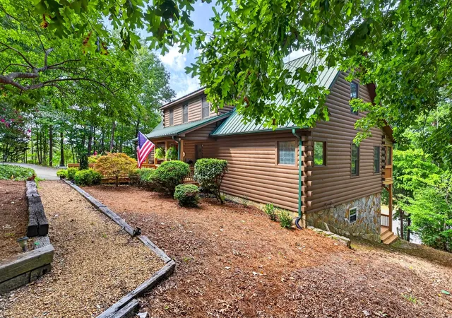 Photo 2 of Single family home for sale at 210 Big Rock Rd, Blacksburg, SC 29702 | MLS# SPN341346 | Listing updated on 2026-09-05