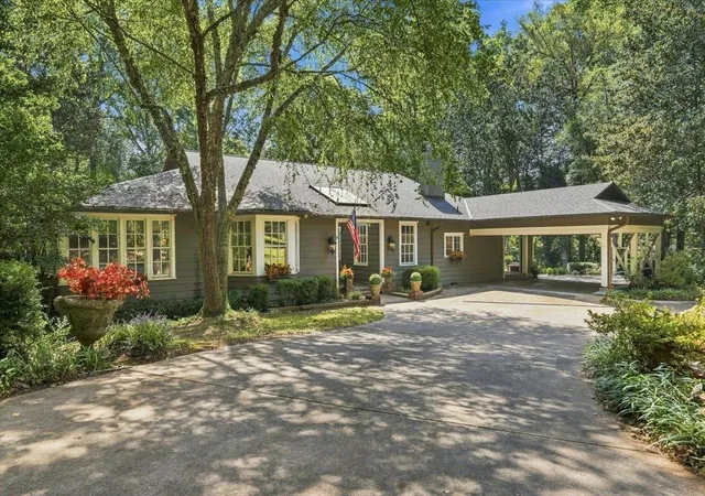 Photo 1 of Single family home for sale at 20 Olney Ln, Spartanburg, SC | MLS# SPN341353 | Listing updated on 2026-10-07