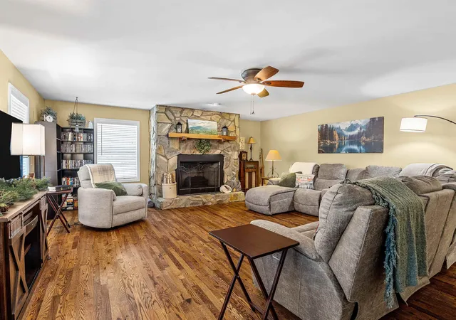 Photo 3 of Single family home for sale at 407 Miller Town Rd, Pauline, SC 29374 | MLS# SPN341359 | Listing updated on 2026-10-01