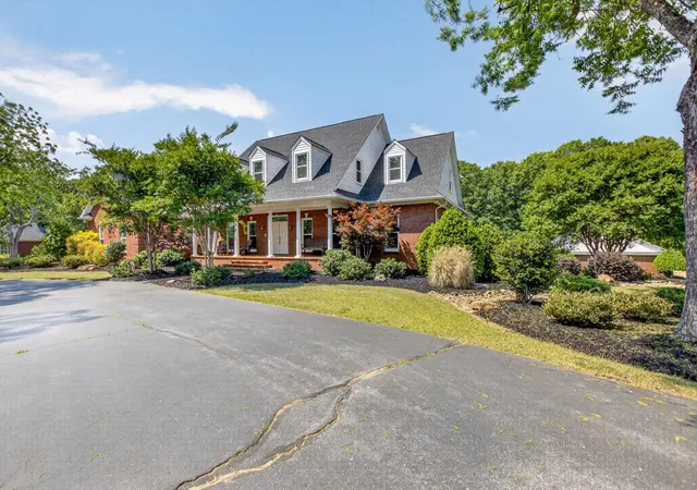 Photo 1 of Mansion for sale at 646 Harrison Brg Rd, Simpsonville, SC 29680 | MLS# SPN341368 | Listing updated on 2026-09-05