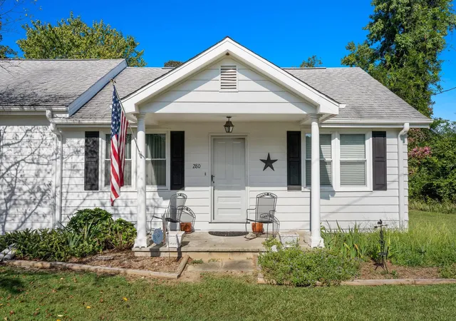Photo 1 of Sale Pending at 280 Williams Dr, Campobello, SC 29322 | MLS# SPN341373 | Listing updated on 2026-10-04