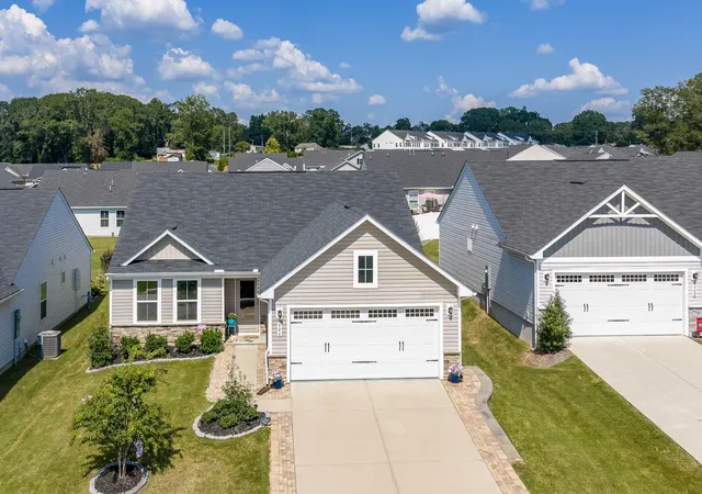 Photo 1 of Sale Pending at 906 Blue Willow Ct, Spartanburg, SC 29302 | MLS# SPN341376 | Listing updated on 2026-09-23