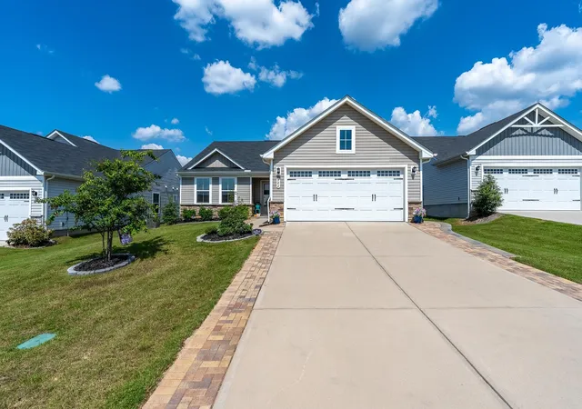 Photo 2 of Sale Pending at 906 Blue Willow Ct, Spartanburg, SC 29302 | MLS# SPN341376 | Listing updated on 2026-09-23