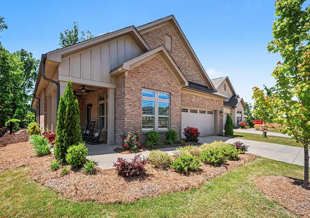 Photo 2 of Single family home for sale at 604 Elexa Ct, Greer, SC 29650 | MLS# SPN341381 | Listing updated on 2026-09-17