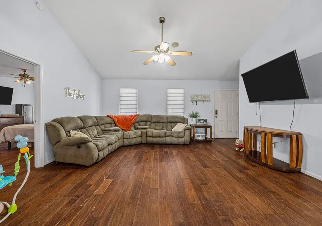 Photo 3 of Sale Pending at 145 Bufflehead Cir, Liberty, SC 29657 | MLS# SPN341418 | Listing updated on 2026-10-26