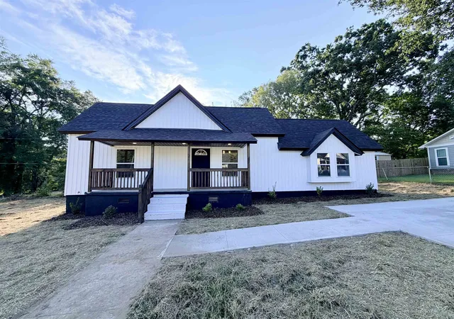 Photo 1 of Single family home for sale at 7 Ansel St, Drayton, SC 29333 | MLS# SPN341422 | Listing updated on 2026-09-23