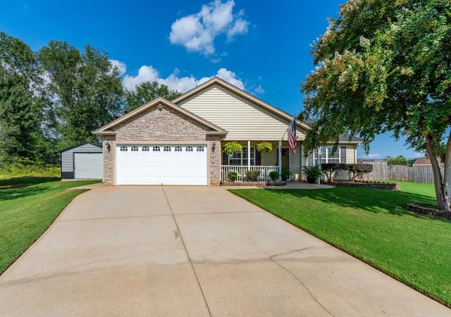 Photo 1 of Single family home for sale at 222 Legacy Dr, Inman, SC 29349 | MLS# SPN341442 | Listing updated on 2026-09-08