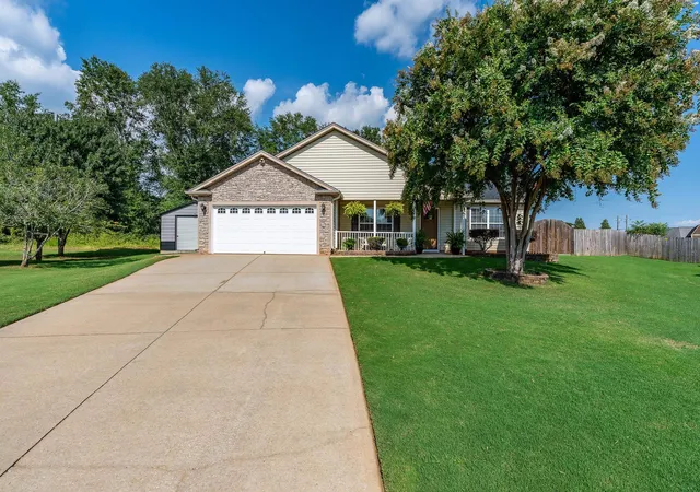 Photo 3 of Single family home for sale at 222 Legacy Dr, Inman, SC 29349 | MLS# SPN341442 | Listing updated on 2026-09-08