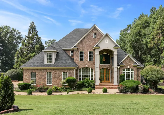 Photo 1 of Single family home for sale at 227 Woodlake Dr, Spartanburg, SC 29301 | MLS# SPN341444 | Listing updated on 2026-09-08