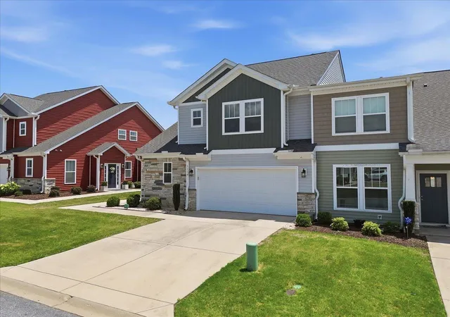 Photo 1 of Townhouse for sale at 1116 Cobbler Ln, Boiling Springs, SC 29316 | MLS# SPN341446 | Listing updated on 2026-09-08