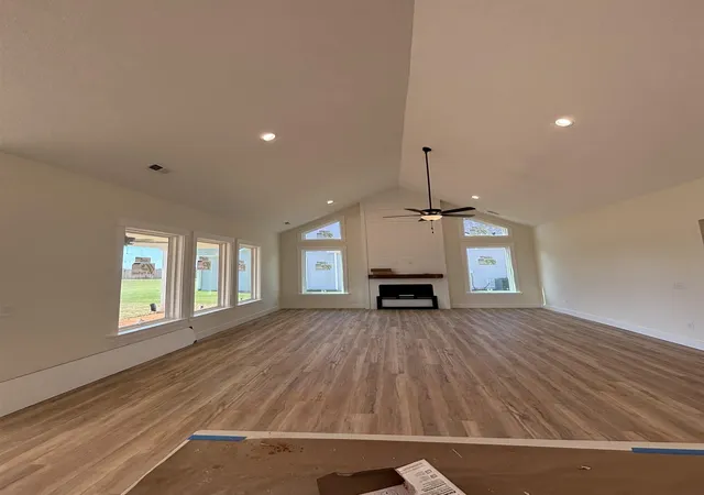 Photo 3 of Single family home for sale at 725 Mello Dr, Lyman, SC 29365 | MLS# SPN341522 | Listing updated on 2026-10-01