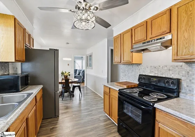 Photo 3 of Single family home for sale at 1207 Elmore St, Gaffney, SC 29340 | MLS# SPN341526 | Listing updated on 2026-09-20