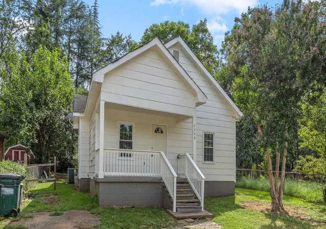 Photo 3 of Sale Pending at 7729 Bradley St, Spartanburg, SC 29303 | MLS# SPN341651 | Listing updated on 2026-10-17