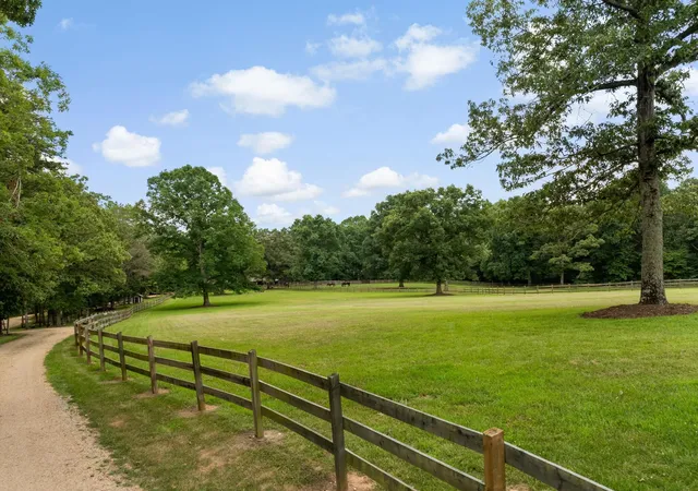 Photo 3 of Single family home for sale at 180 Kelseys Ml Rd, Campobello, SC 29322 | MLS# SPN341655 | Listing updated on 2026-09-12