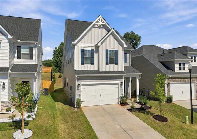 Photo 2 of Single family home for sale at 4031 Bromfield Way, Boiling Springs, SC 29316 | MLS# SPN341673 | Listing updated on 2026-09-13