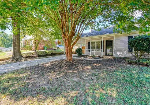 Photo 3 of Townhouse for sale at 66 Sweetbriar Ln, Spartanburg, SC 29301 | MLS# SPN341674 | Listing updated on 2026-09-13