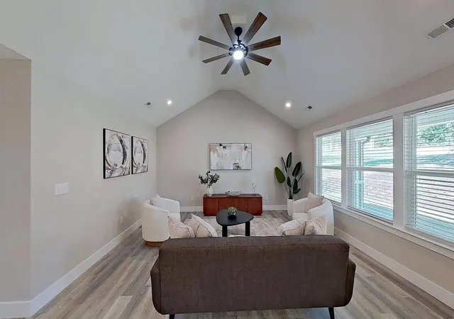 Photo 3 of Single family home for sale at 366 W Church St, Cowpens, SC 29330 | MLS# SPN341678 | Listing updated on 2026-09-13