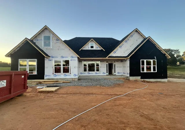 Single family home for sale at 135 Dickson Rd, Campobello, SC 29322 | MLS# SPN341686