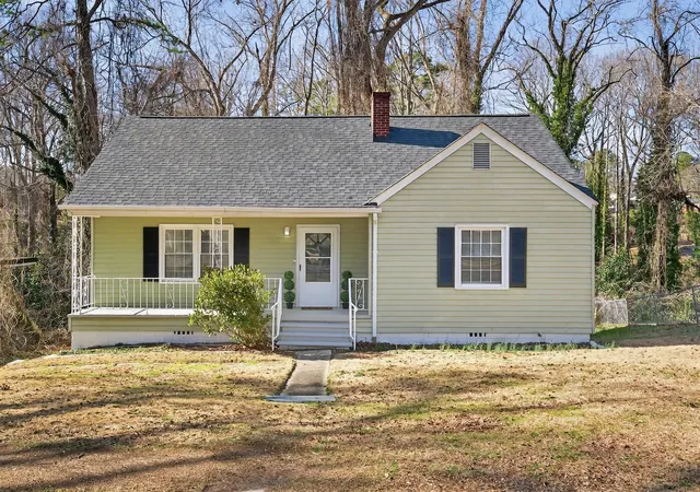 Photo 1 of Single family home for sale at 111 Oakleaf Dr, Spartanburg, SC 29301 | MLS# SPN341690 | Listing updated on 2026-09-13