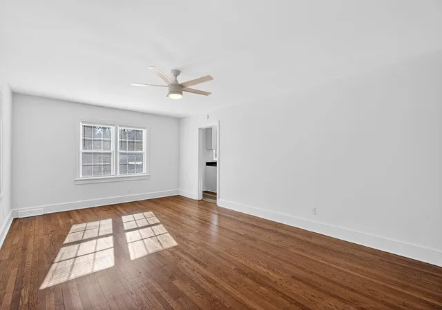 Photo 2 of Single family home for sale at 111 Oakleaf Dr, Spartanburg, SC 29301 | MLS# SPN341690 | Listing updated on 2026-09-13