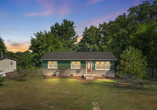 Photo 1 of Single family home for sale at 137 Anderson Dr, Spartanburg, SC | MLS# SPN341692 | Listing updated on 2026-09-13
