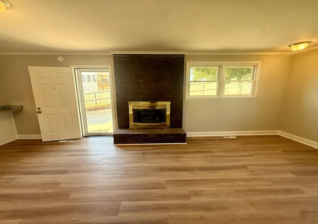 Photo 4 of Single family home for sale at 160 J St, Greer, SC 29651 | MLS# SPN341694 | Listing updated on 2026-09-13