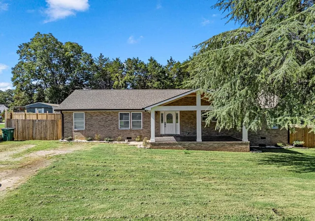 Photo 2 of Single family home for sale at 311 Mulligan St, Spartanburg, SC 29303 | MLS# SPN341700 | Listing updated on 2026-09-13