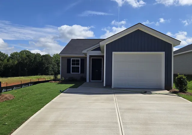 Single family home for sale at 198 Cloverfield Ln, Spartanburg, SC 29303 | MLS# SPN341705