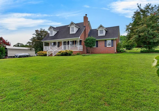 Photo 3 of Single family home for sale at 1935 Ford Rd, Gaffney, SC 29340 | MLS# SPN341715 | Listing updated on 2026-09-13