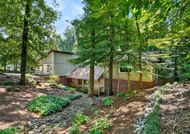 Photo 2 of Single family home for sale at 95 Brookwood Dr, Clemson, SC 29631 | MLS# SPN341719 | Listing updated on 2026-09-13