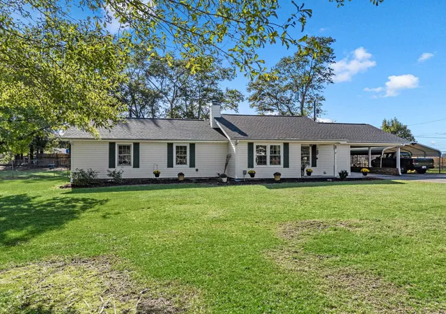 Photo 2 of Single family home for sale at 110 Coldspring, Spartanburg, SC 29301 | MLS# SPN341730 | Listing updated on 2026-10-12