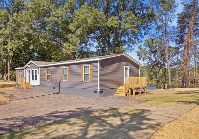 Photo 1 of Manufactured home for sale at 438 Berry Shls Rd, Duncan, SC 29334 | MLS# SPN341738 | Listing updated on 2026-09-23