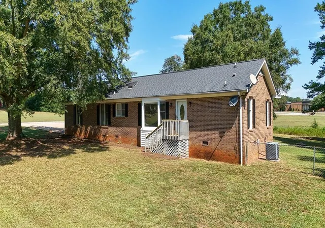 Photo 1 of Sale Pending at 145 Lakeview Dr, Cowpens, SC 29330 | MLS# SPN341740 | Listing updated on 2026-09-20
