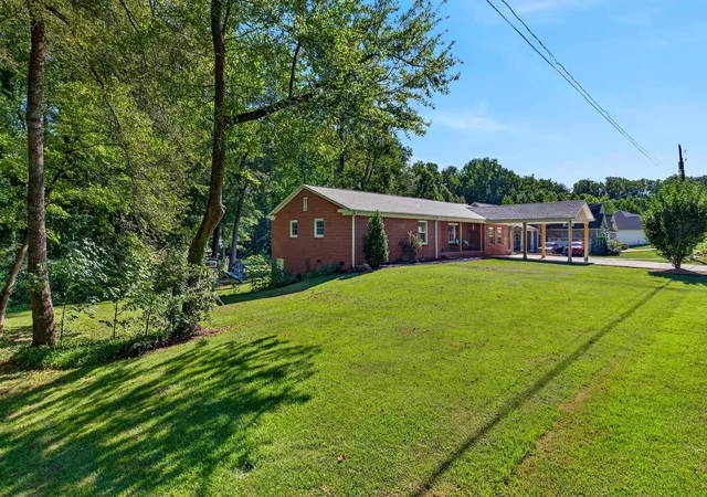 Photo 3 of Single family home for sale at 222 Woodland Ave, Inman, SC 29349 | MLS# SPN341745 | Listing updated on 2026-10-10