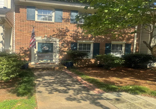 Townhouse for sale at 309 Woodburn Crk Rd, Spartanburg, SC 29302 | MLS# SPN341767