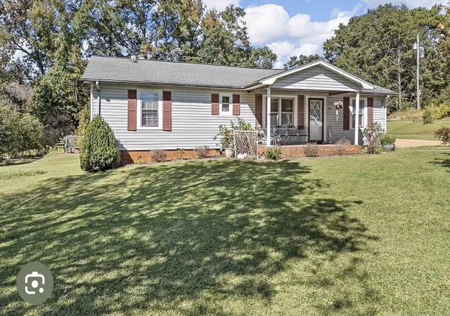 Photo 1 of Sale Pending at 221 Sandifer Rd, Spartanburg, SC 29303 | MLS# SPN341771 | Listing updated on 2026-09-22