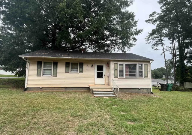 Photo 1 of Single family home for sale at 123 Anthony St, Gaffney, SC | MLS# SPN341785 | Listing updated on 2026-10-02