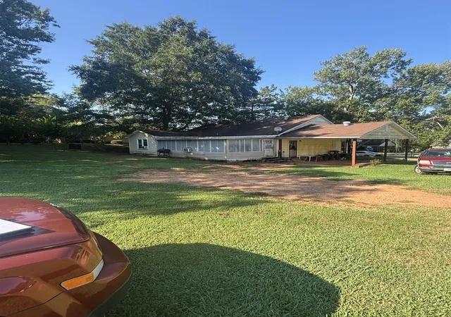 Photo 2 of Single family home for sale at 149 Raintree Dr, Spartanburg, SC | MLS# SPN341809 | Listing updated on 2026-09-23