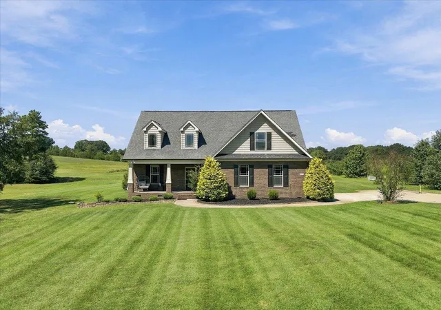 Single family home for sale at 125 Morgan Cross Rd, Gaffney, SC 29341 | MLS# SPN341833