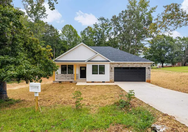 Photo 2 of Single family home for sale at 112 Dora Ave, Gaffney, SC 29341 | MLS# SPN341847 | Listing updated on 2026-09-25