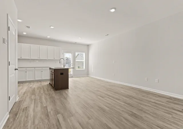 Photo 4 of Townhouse for sale at 1133 Wharf Trl, Spartanburg, SC | MLS# SPN341865 | Listing updated on 2026-10-03