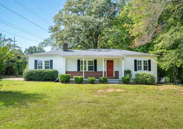Photo 1 of Sale Pending at 409 E Shore Dr, Spartanburg, SC 29302 | MLS# SPN341877 | Listing updated on 2026-09-23